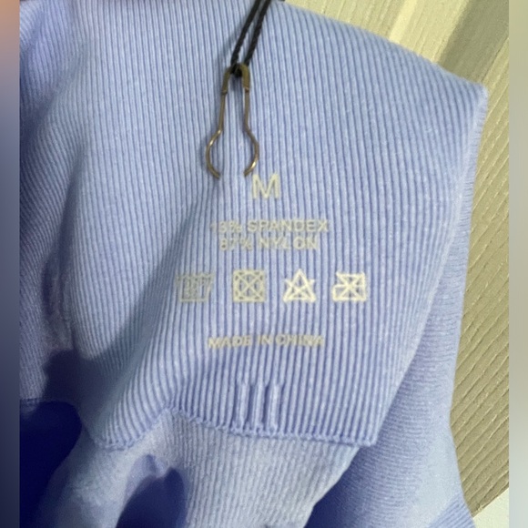 NWT NVGTN Ocean Blue Contour Seamless Legging - Picture 9 of 9